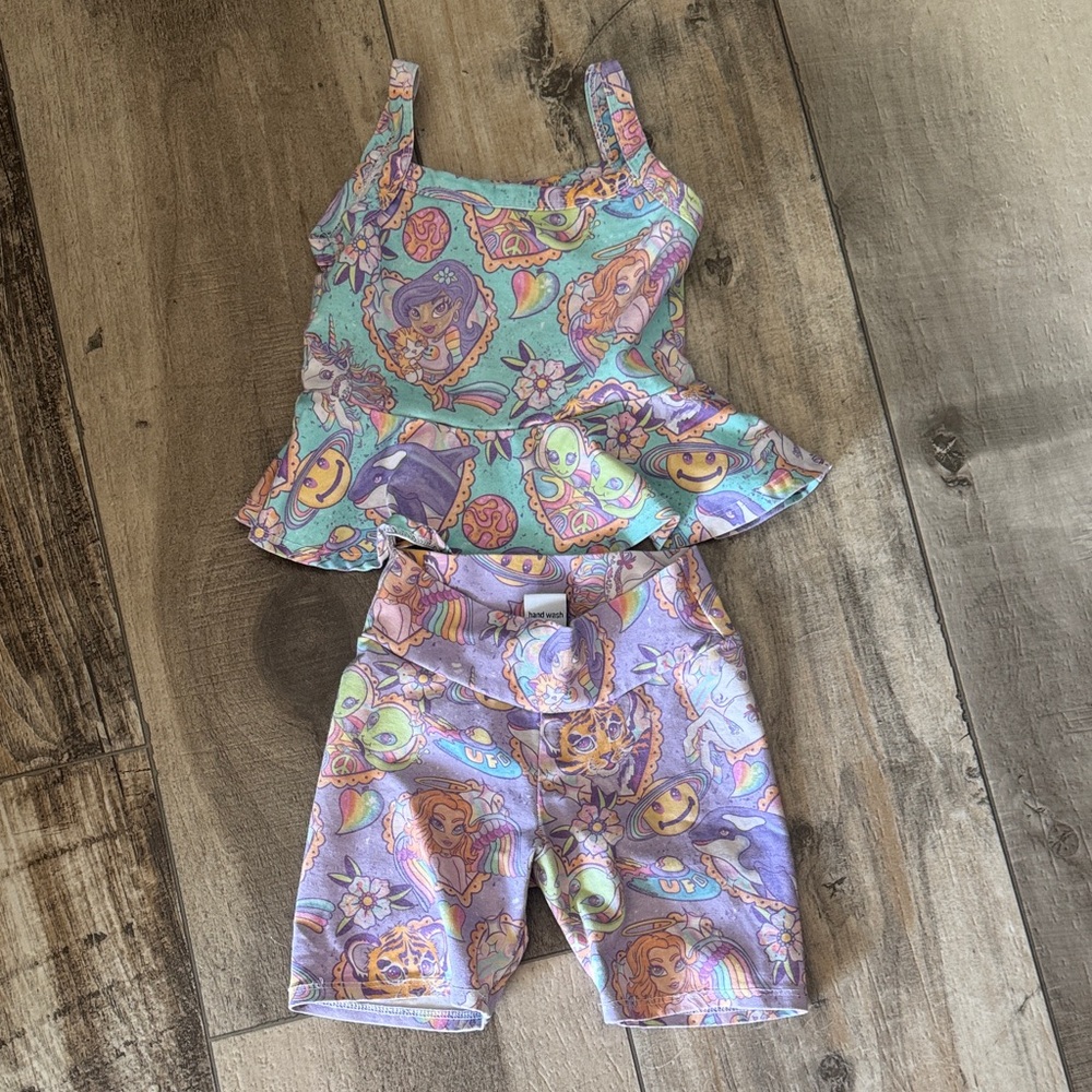 Wild rich kids Lisa frank two piece set